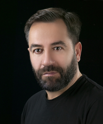 ایوب نظری 